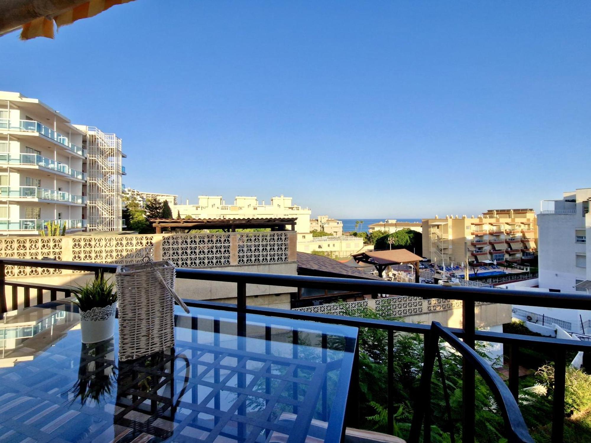 Sr Mediterraneo Playa De La Carihuela Torremolinos Exteriör bild
